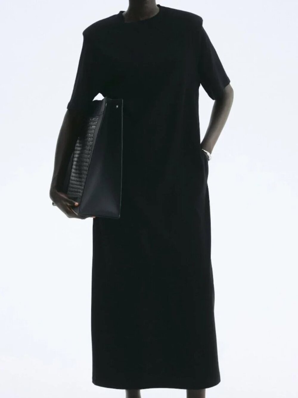H&M EDITION Shoulder-pad T-shirt dress black